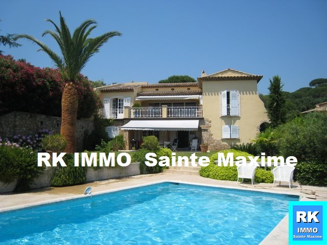 Superbe propriété Sainte Maxime vue mer panoramique.